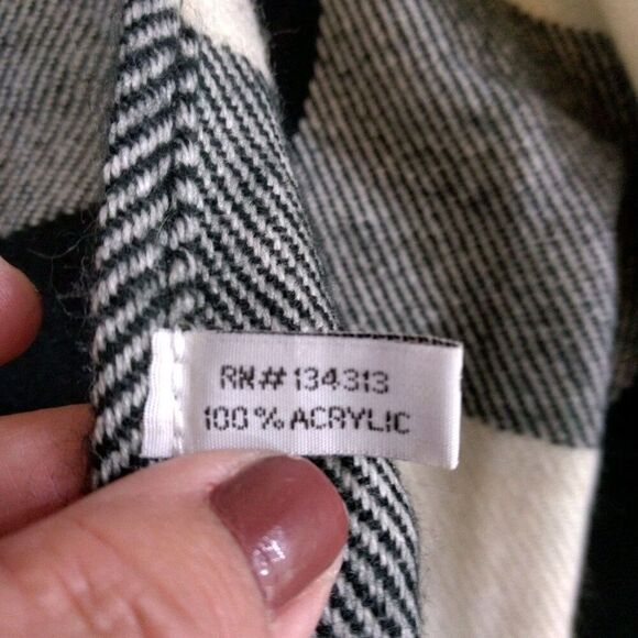 Game Day Womens Shawl Wrap With Fringe Black Plaid Clemson University Football - Picture 6 of 7